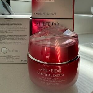 Brand New, Full-Size Shiseido Essential Energy Hydrating Cream